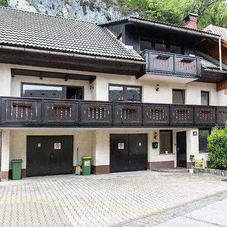 Castle Way Apartments Tamy Bled Exterior foto