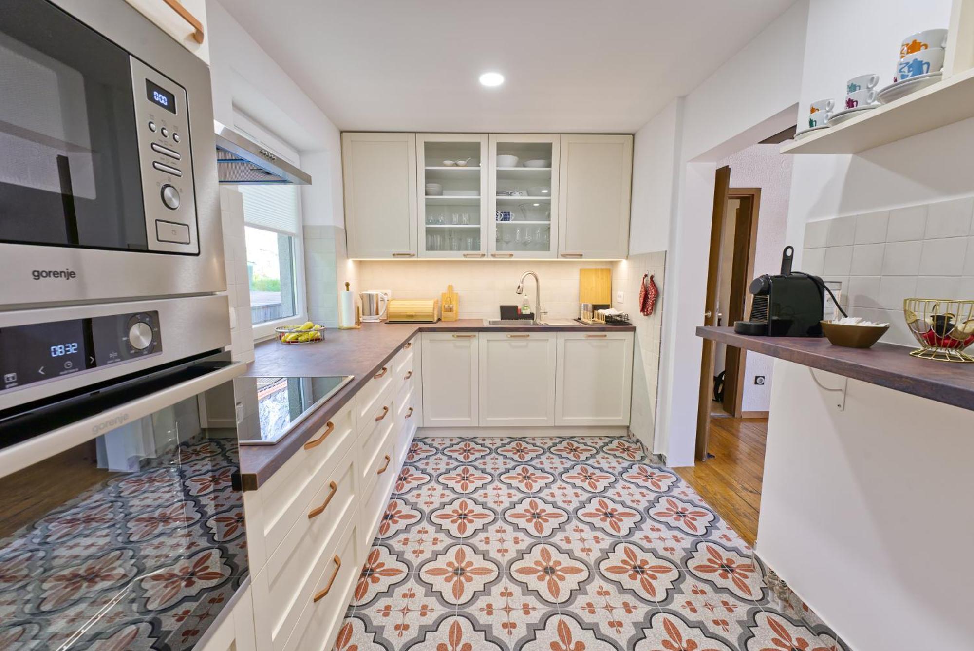 Apartment Castle Way Tamy